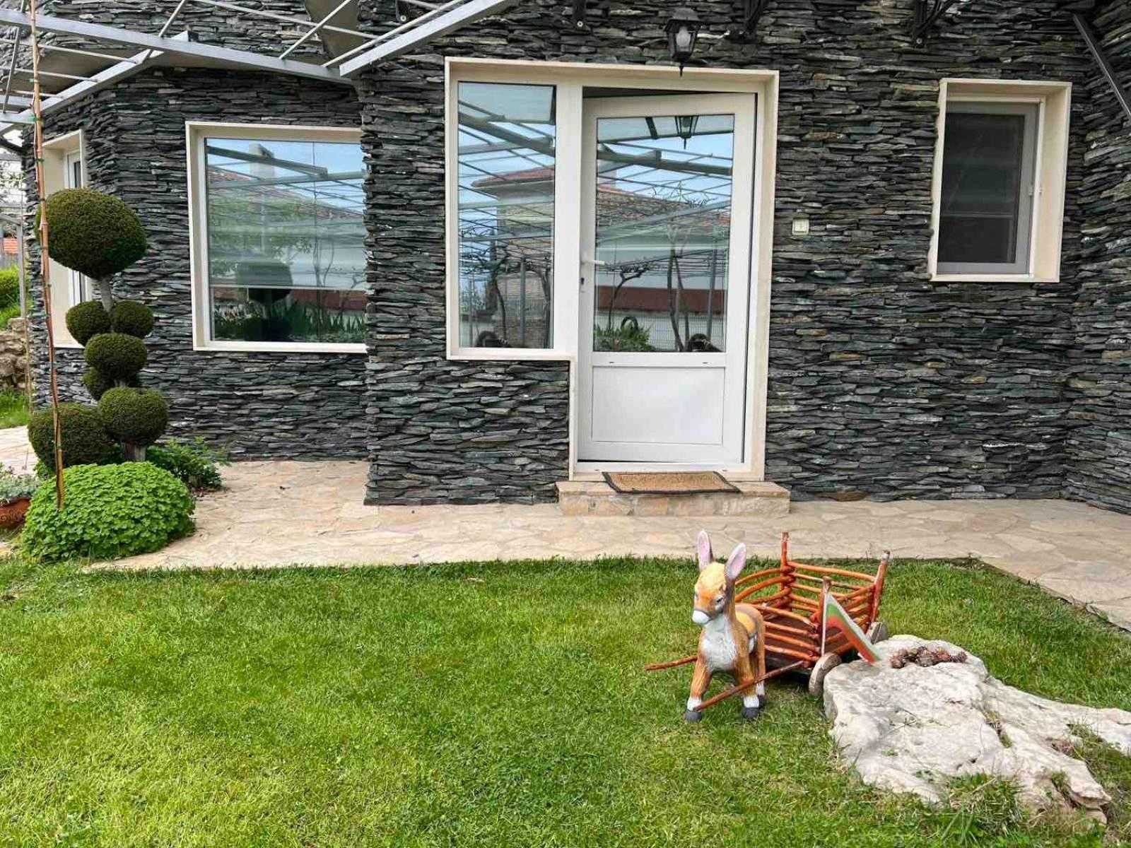 Вила Рак Warna Exterior foto